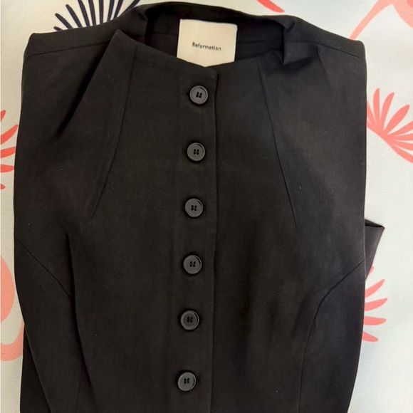 Reformation Lottie Vest Black - Picture 7 of 7